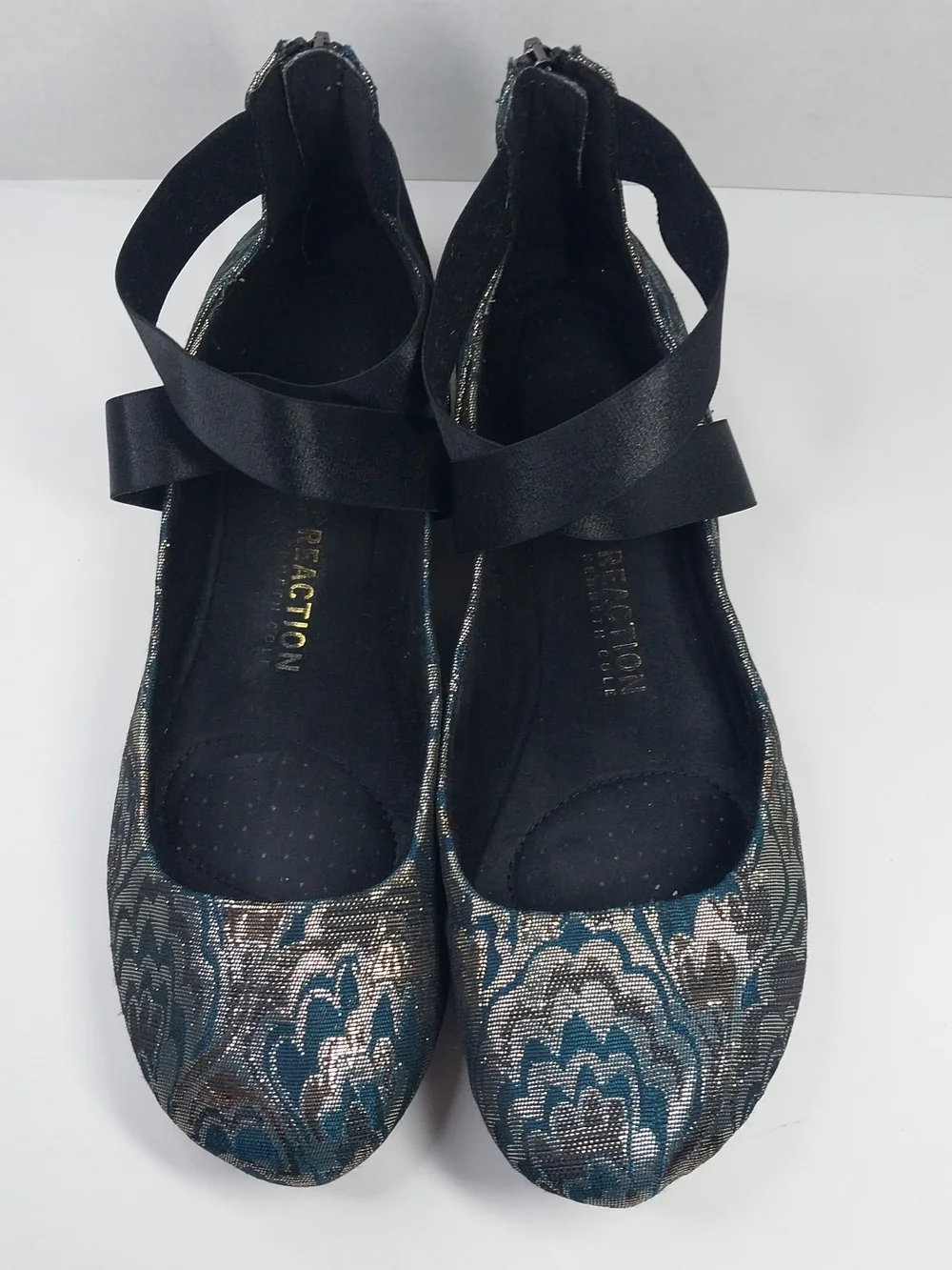 Kenneth Cole Reaction Women’s Pro Time Ballet Flats Size 9.5 M Elastic Straps - Picture 3 of 12